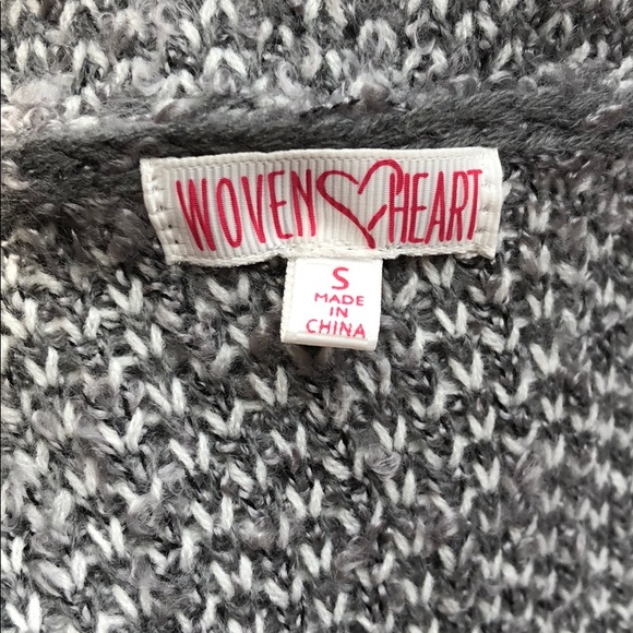 Woven Heart Gray and White Open  Cardigan Sweater - Picture 4 of 5
